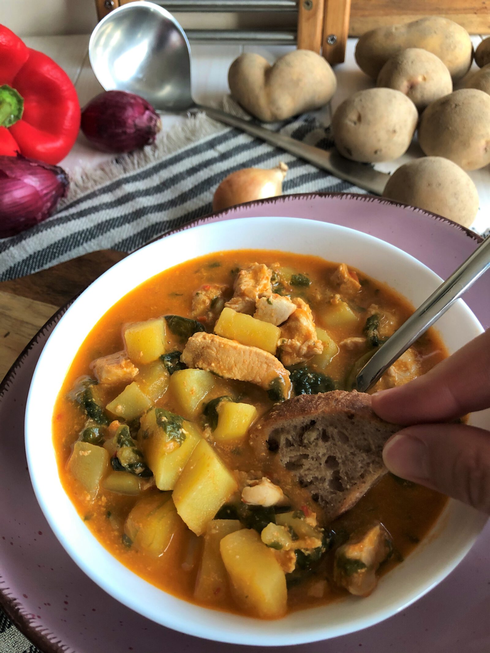 Hähnchen Kartoffel Topf mit Spinat - Sparflämmchen