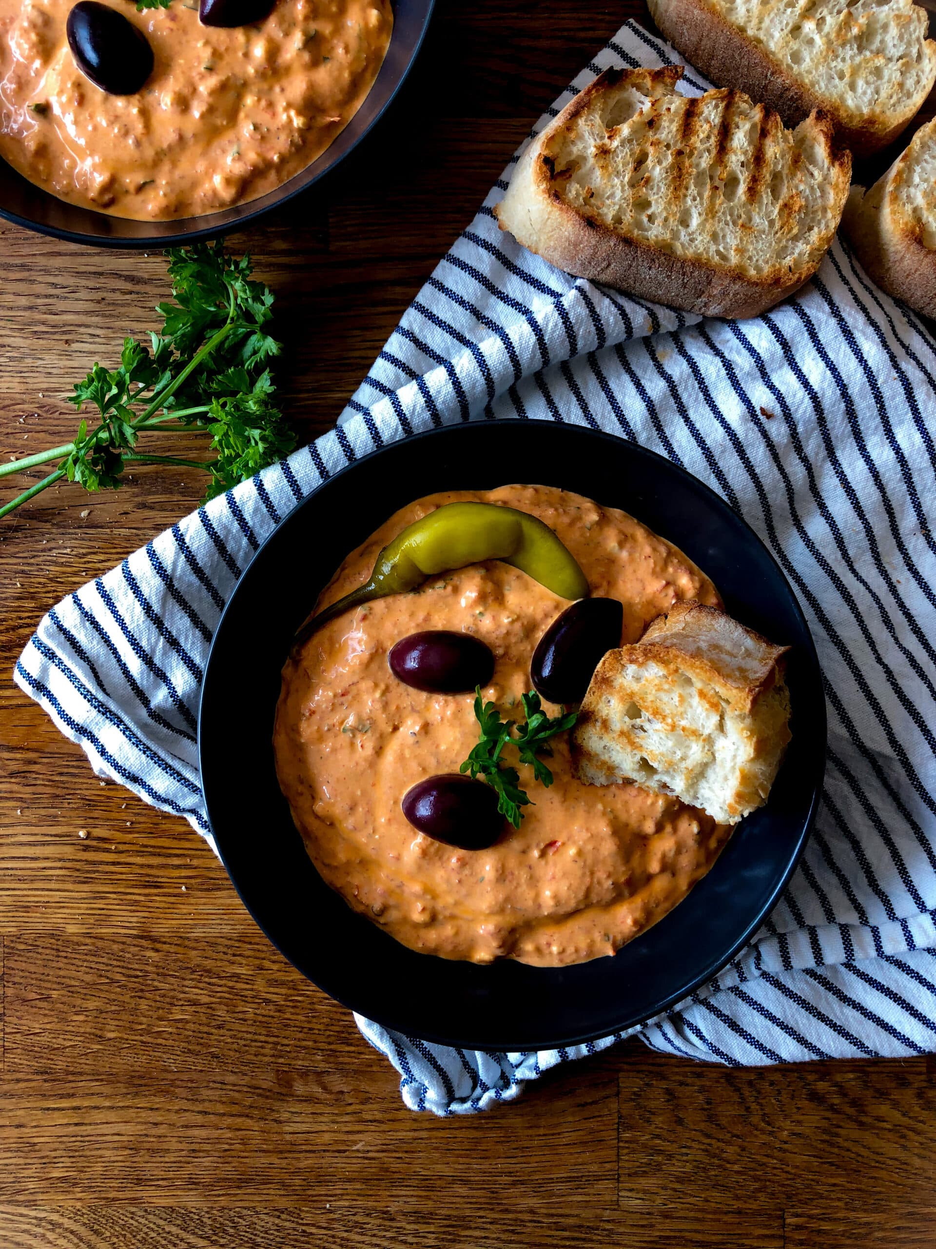 Ajvar Feta Creme - Sparflämmchen Ajvar Feta Creme Soßen und Dips