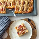 Zwetschgen Apfelkuchen mit Quarkteig
