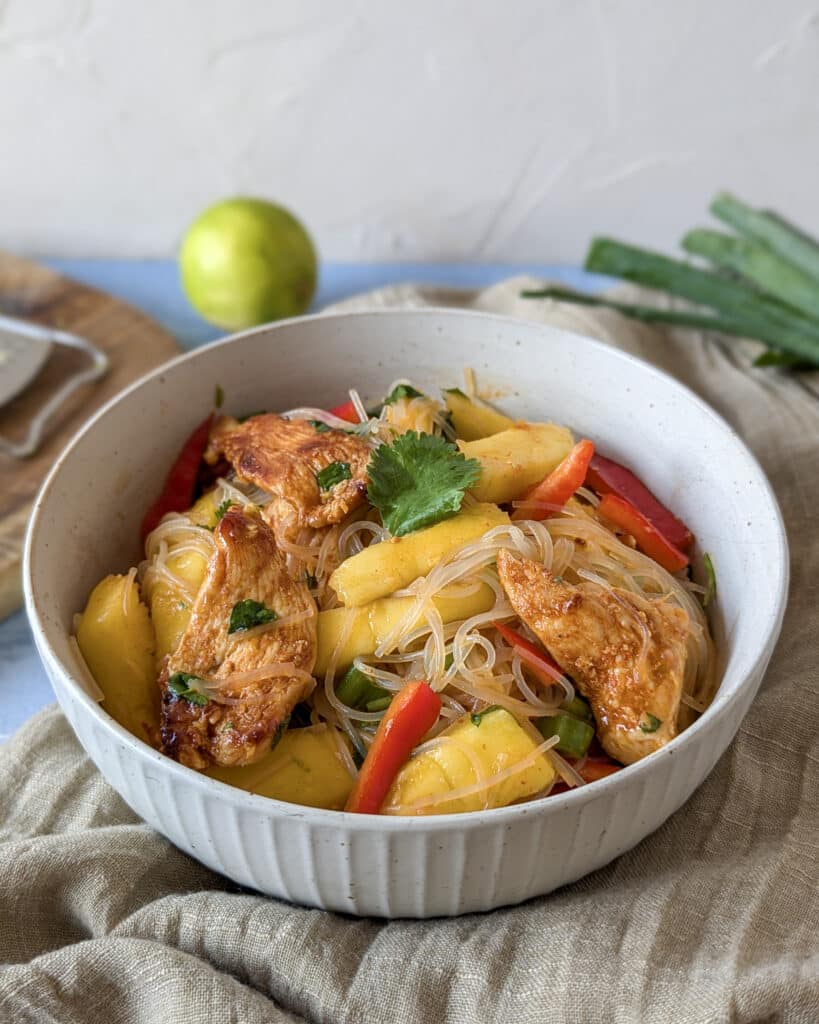 Mangosalat mit Glasnudeln