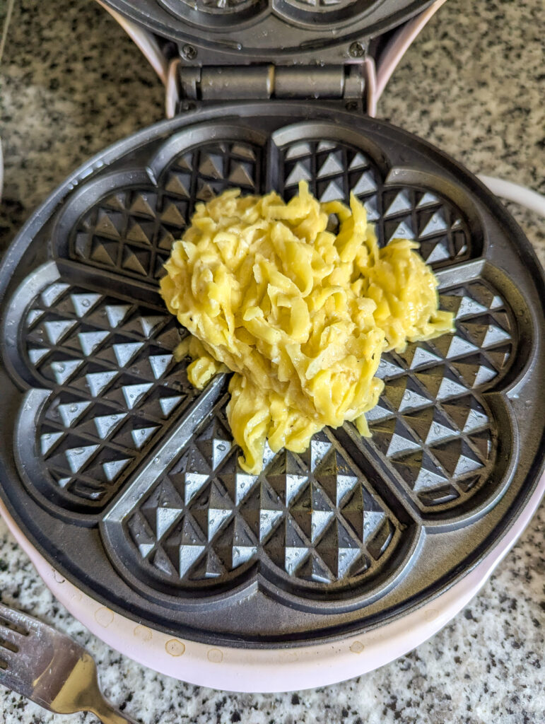 Rösti im Waffeleisen zubereiten