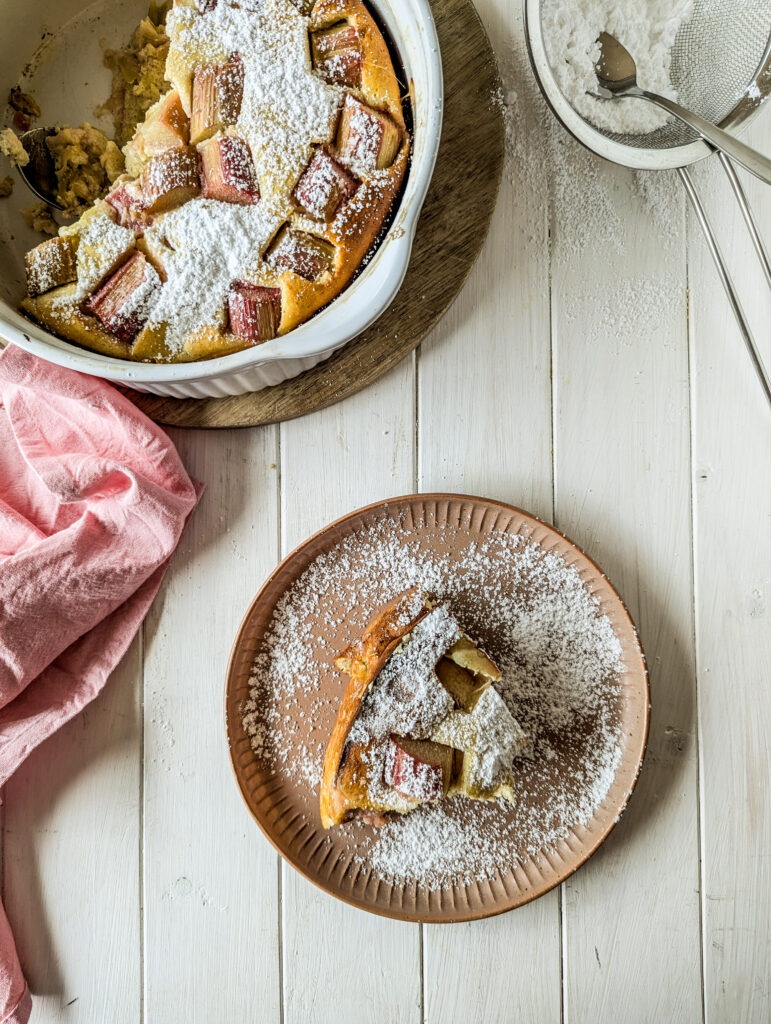 Günstiges Rezept von Sparflämmchen: Rhabarber Quark-Grießauflauf, schnell und lecker
